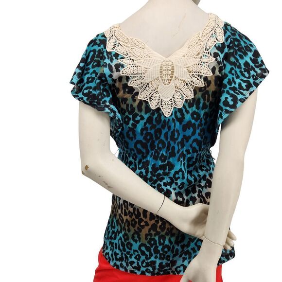 No Boundaries Short Sleeve Pullover Blouse Sz Small Green & Black Crochet V-Neck - Picture 6 of 10